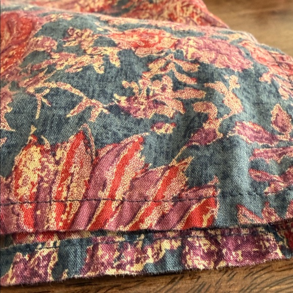 Chaps Denim multi floral print cotton v neck blouse - Picture 12 of 12